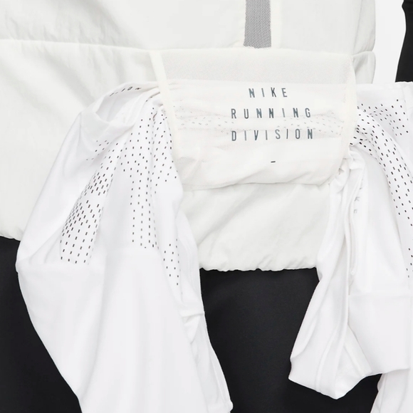 Nike Storm-FIT ADV Run Division 2 in 1 Vest Jacket Light Windbreaker - Picture 15 of 16